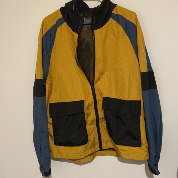 ASOS DESIGN trek jacket in yellow w contrast panel - Picture 3 of 3